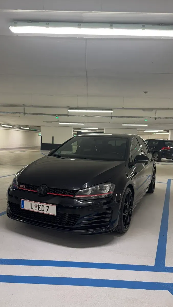 Volkswagen Golf 2014 photo 2