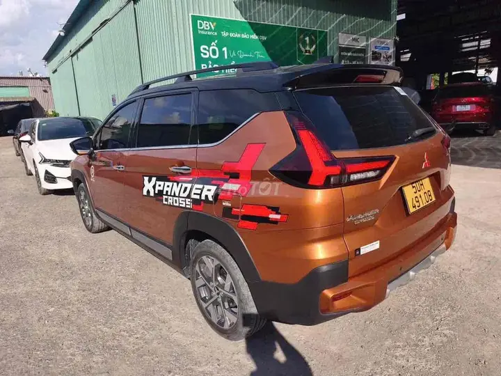 Mitsubishi Xpander Cross 2024 photo 2