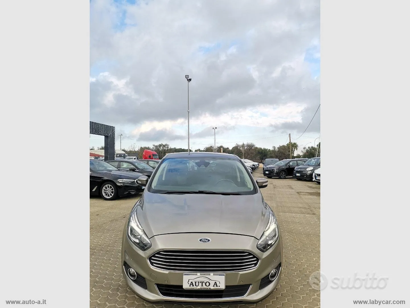 Ford S-Max 2015 photo 2