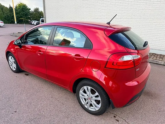 Kia Rio 2012 photo 4