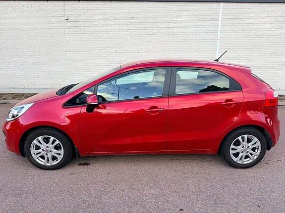 Kia Rio 2012 photo 3