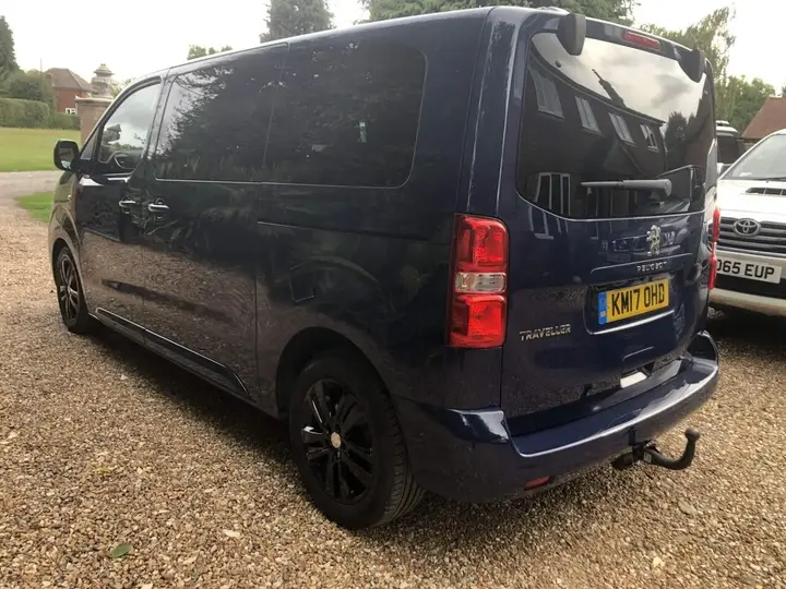 Peugeot Traveller 2017 photo 5