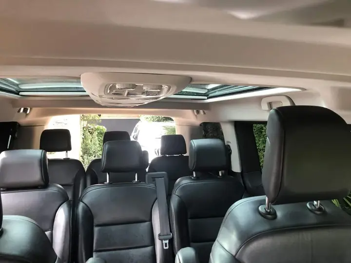 Peugeot Traveller 2017 photo 2