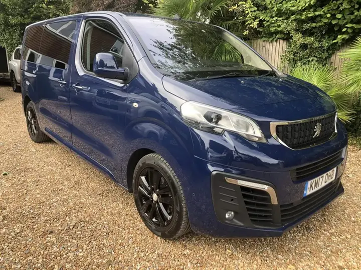 Peugeot Traveller