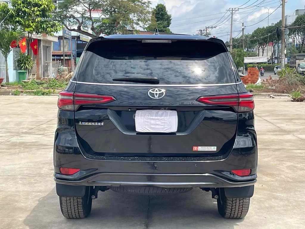 Toyota Fortuner 2021 photo 5