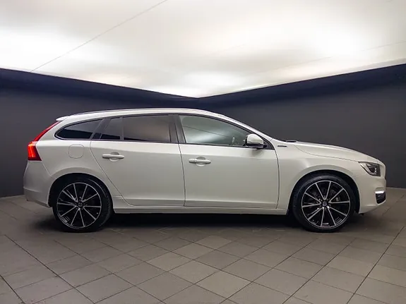Volvo V60 2016 photo 4