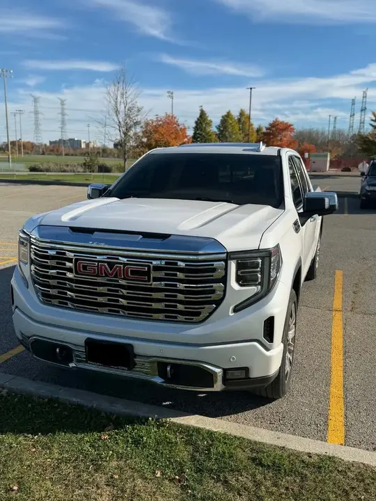 GMC Sierra 1500 2023 photo 2