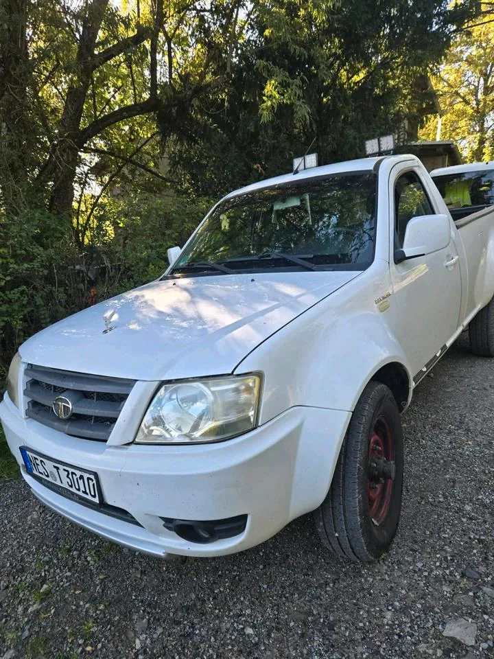 Tata Xenon