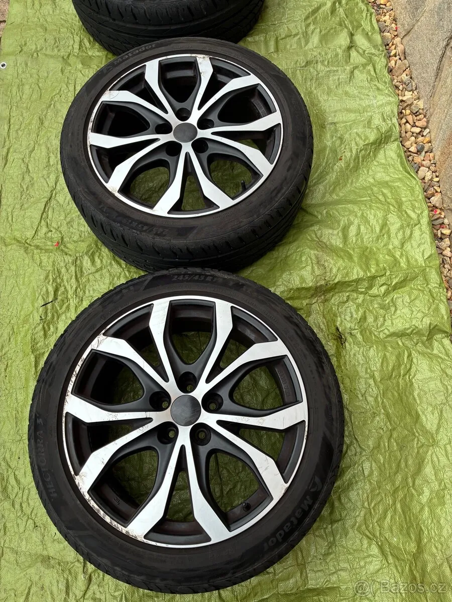 Hyundai Tucson photo 3