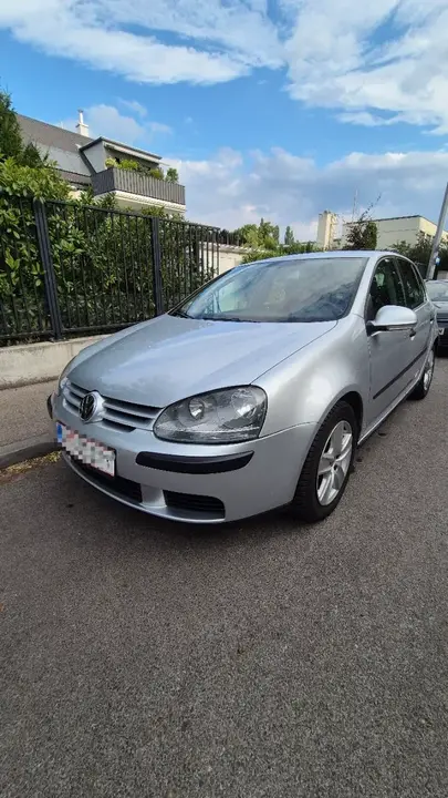 Volkswagen Golf 2004 photo 2