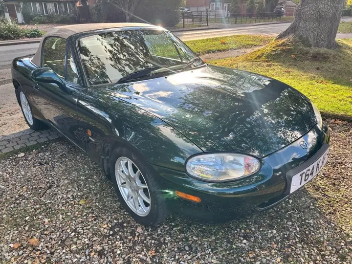 Mazda Mx-5 1999 photo 2