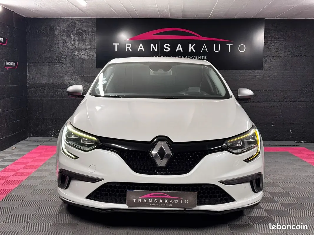 Renault Megane 2016 photo 2