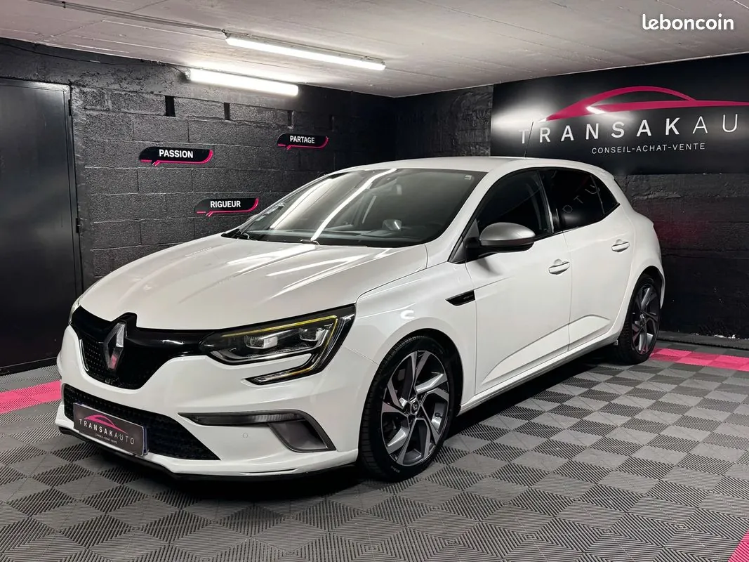 Renault Megane 2016 photo 3