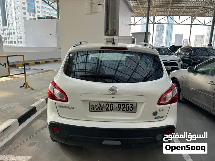 Nissan Qashqai 2011 photo 4
