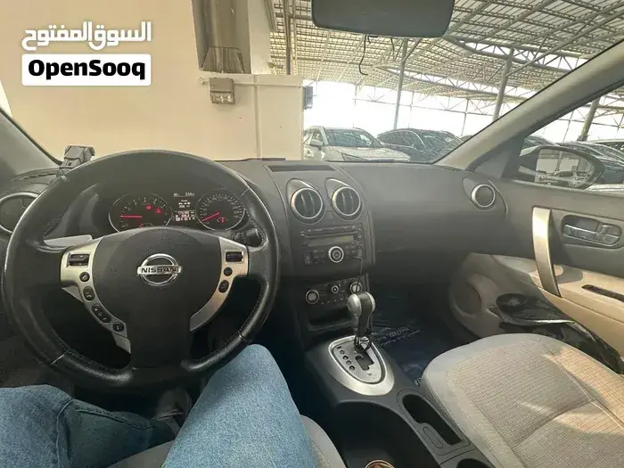 Nissan Qashqai 2011 photo 2