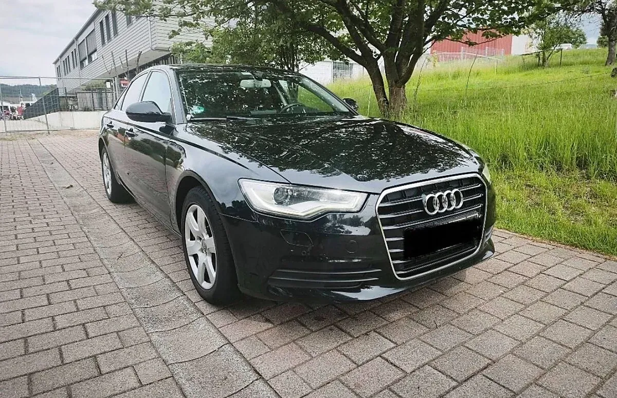 Audi A6 2017 photo 2