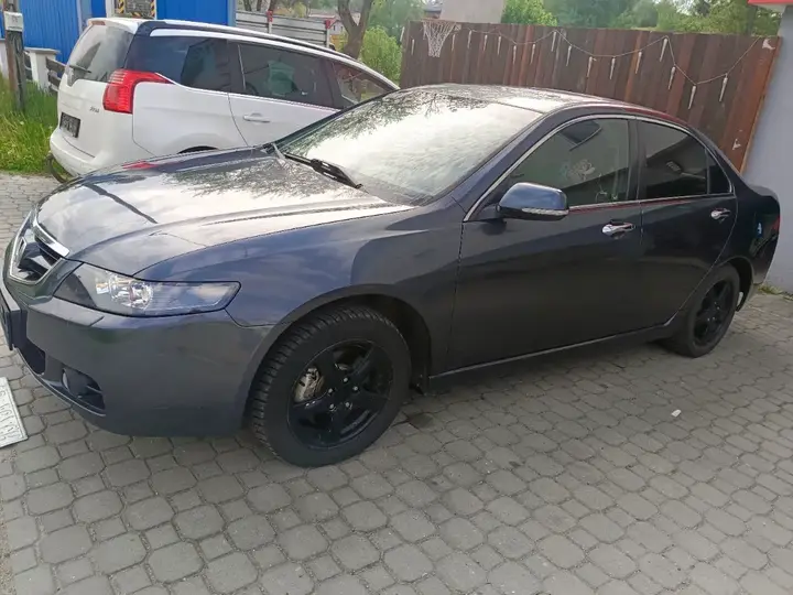 Honda Accord 2004 photo 3