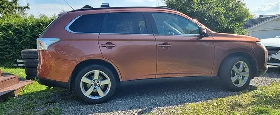 Mitsubishi Outlander 2013 photo 3