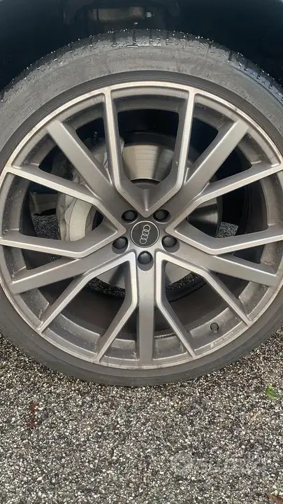 Audi Q7 2023 photo 3