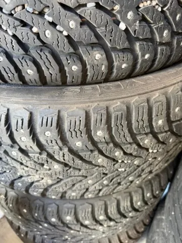 Toyota Prius V 2014 photo 5
