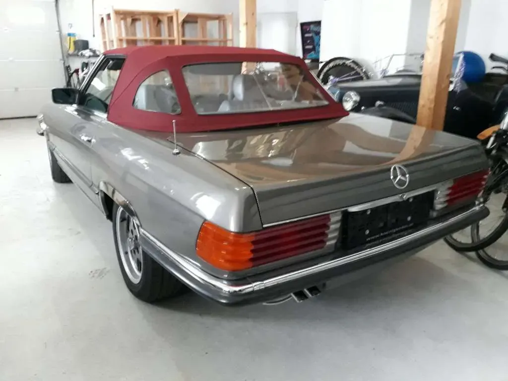 Mercedes-Benz Sl-Class 1984 photo 2