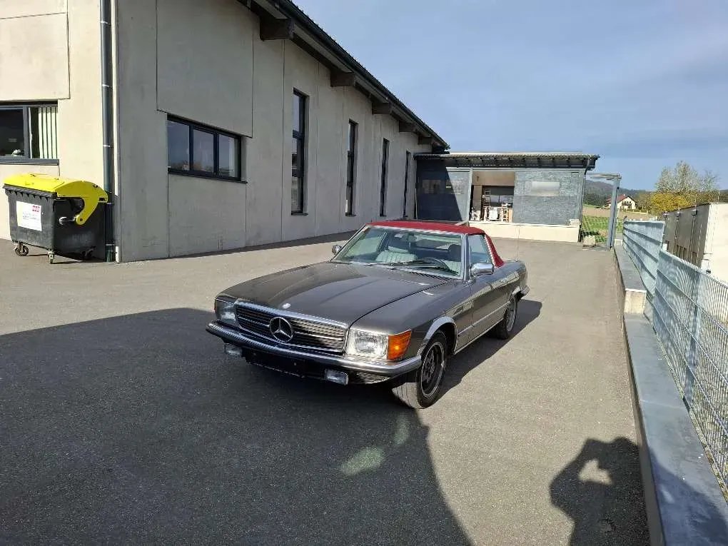 Mercedes-Benz Sl-Class 1984 photo 3