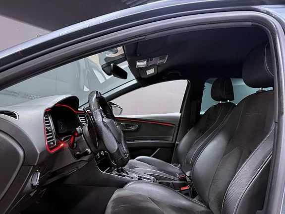 Seat Leon 2018 photo 2