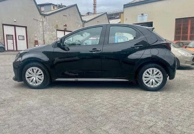Toyota Yaris 2022 photo 4