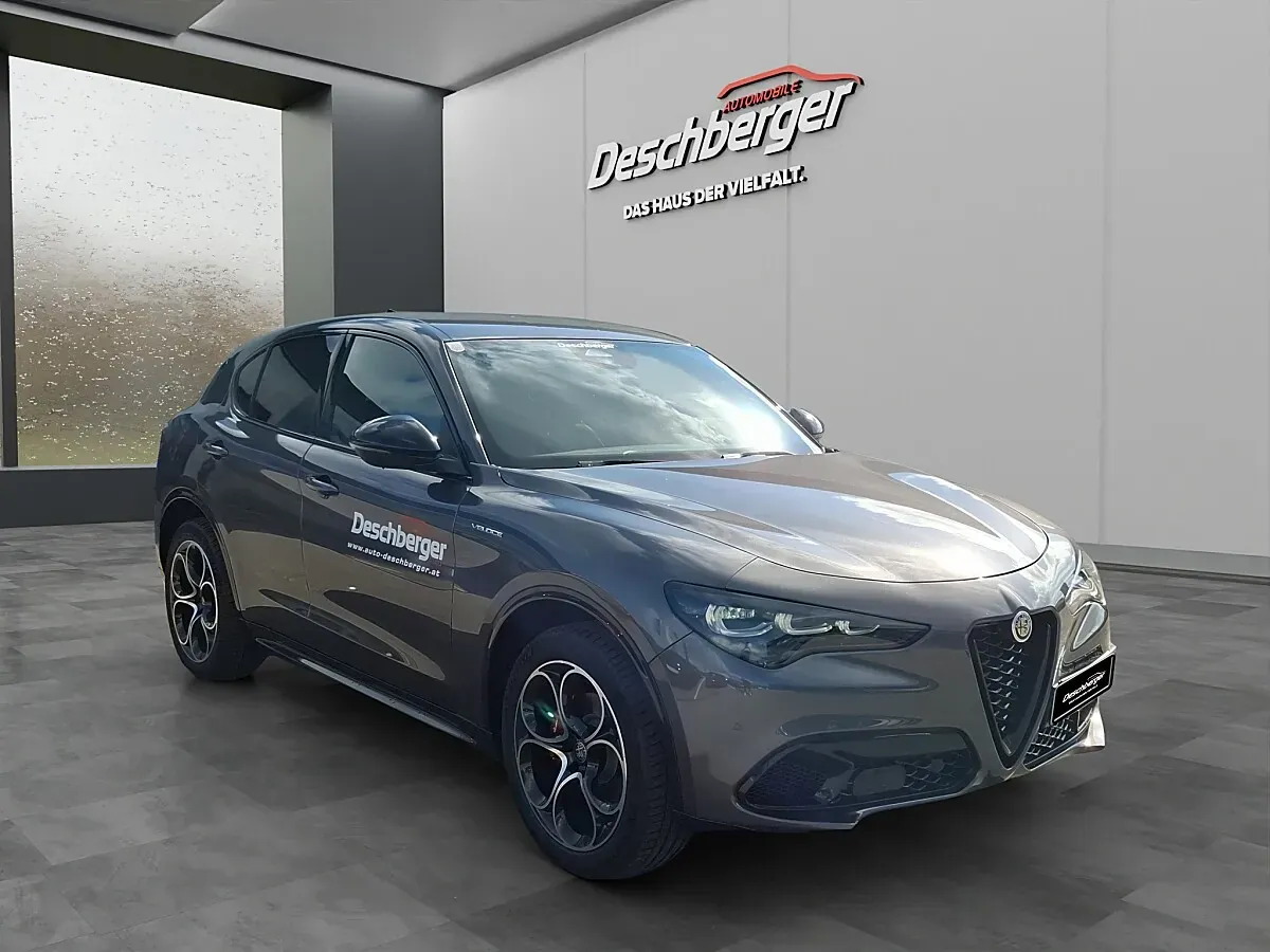 Alfa Romeo Stelvio 2026 photo 2