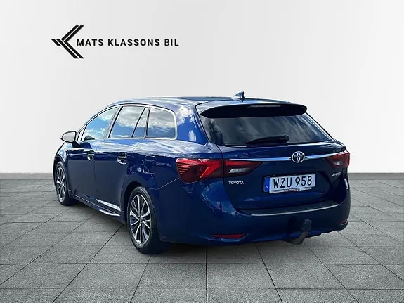 Toyota Avensis 2016 photo 2