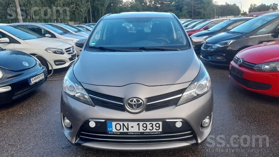 Toyota Verso
