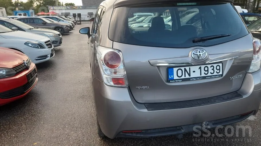 Toyota Verso 2014 photo 5