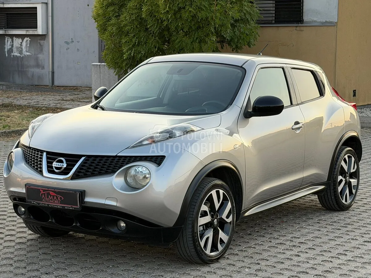 Nissan Juke 2013 photo 2