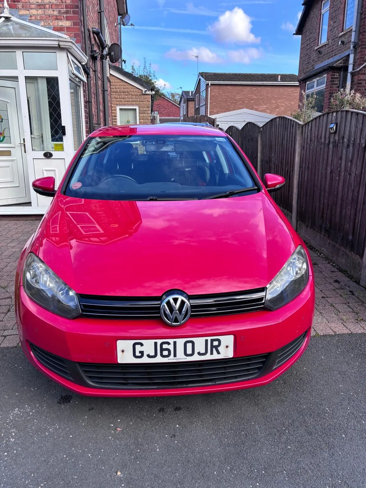 Volkswagen Golf 2011 photo 2