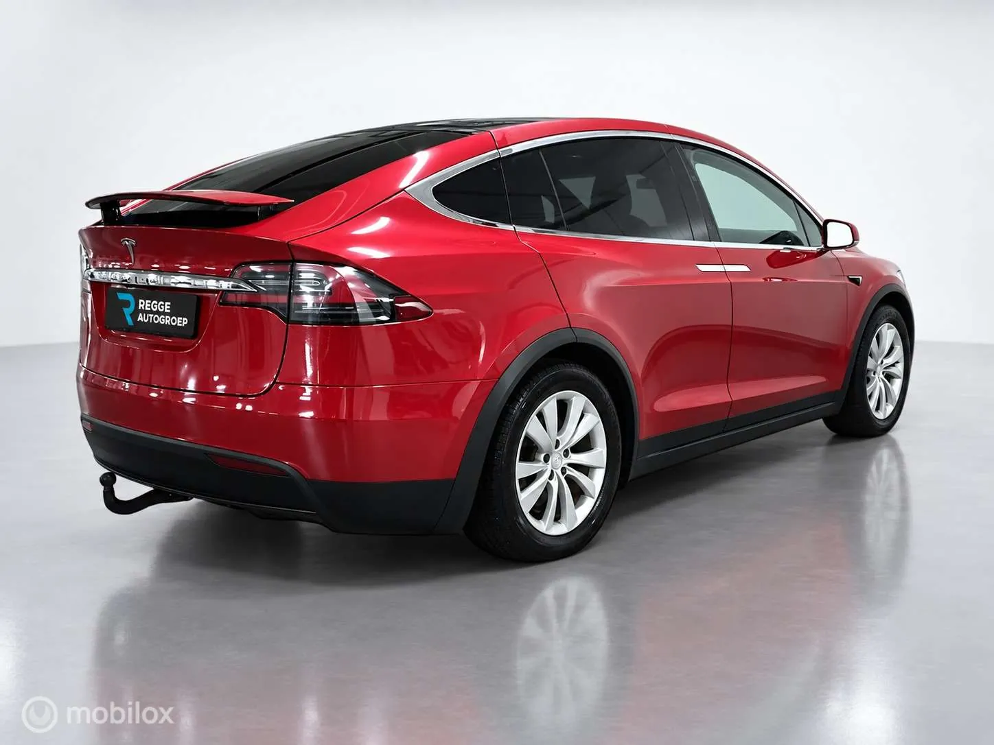 Tesla Model X 2018 photo 3