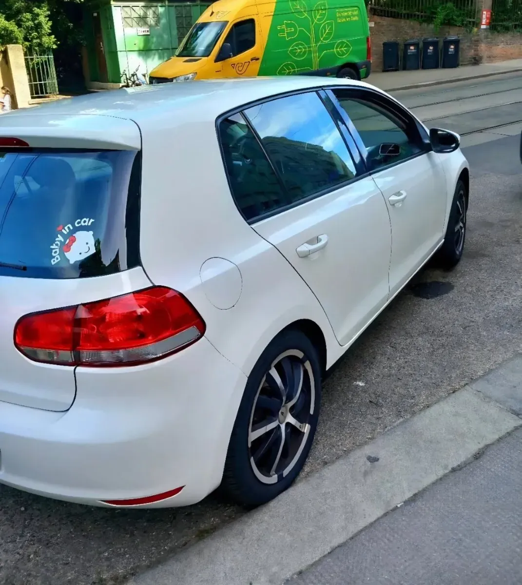 Volkswagen Golf 2009 photo 3