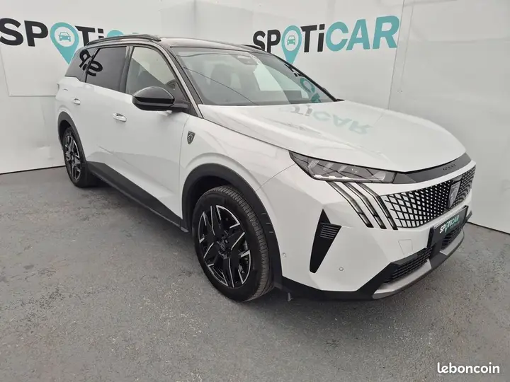 Peugeot 5008 2025 photo 3