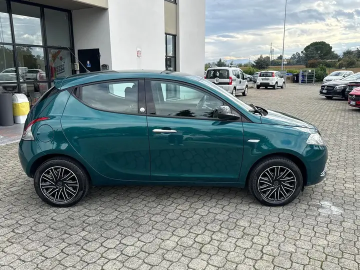Lancia Ypsilon 2019 photo 3