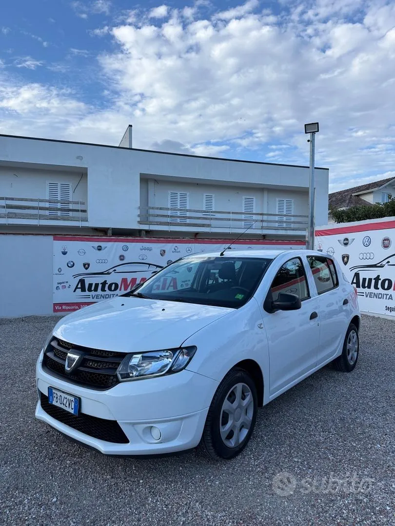 Dacia Sandero 2015 photo 3