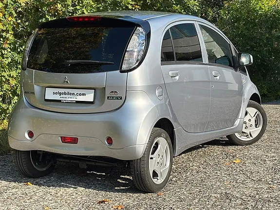 Mitsubishi I-Miev 2015 photo 2