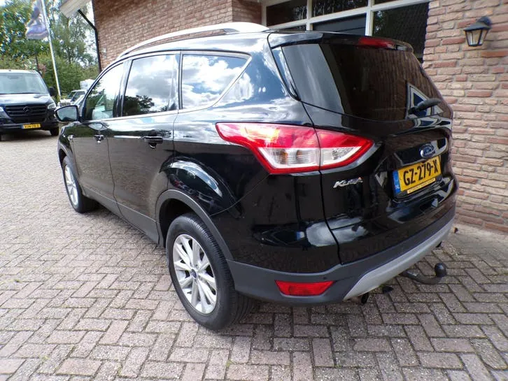 Ford Kuga 2015 photo 3