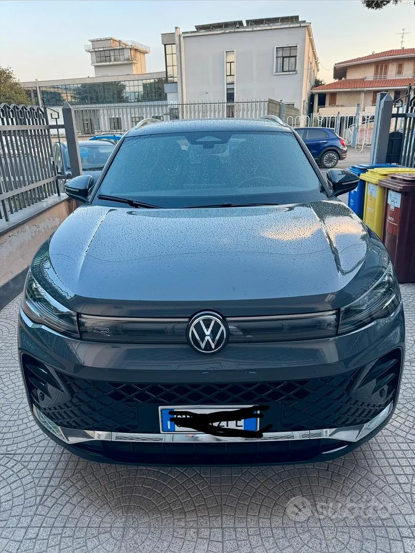 Volkswagen Tiguan 2024 photo 3