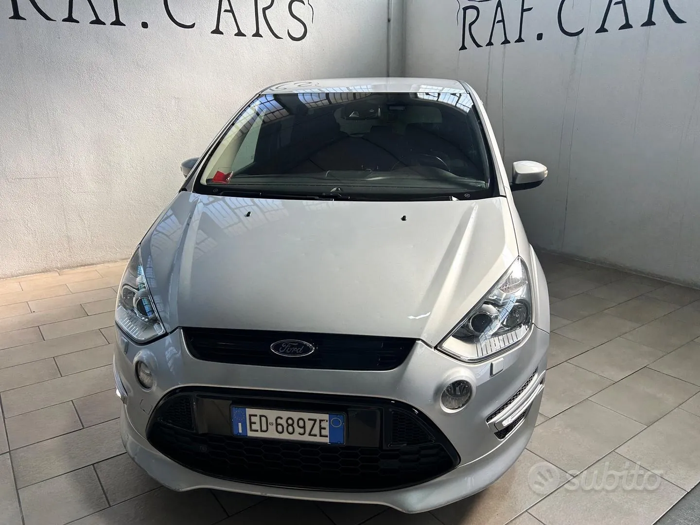 Ford S-Max 2010 photo 3