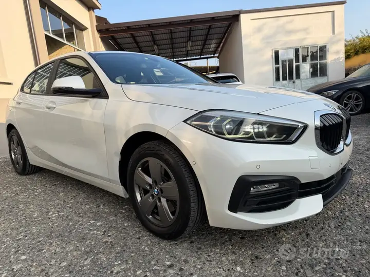 BMW 1 Series 2020 photo 3