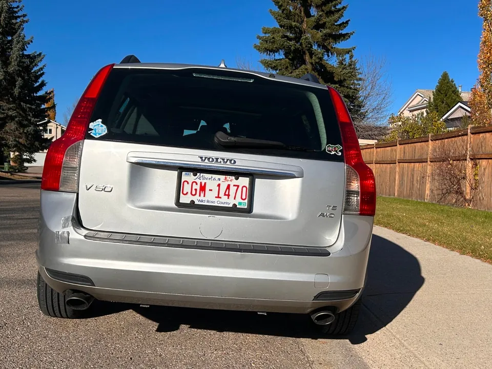Volvo V50 2008 photo 2