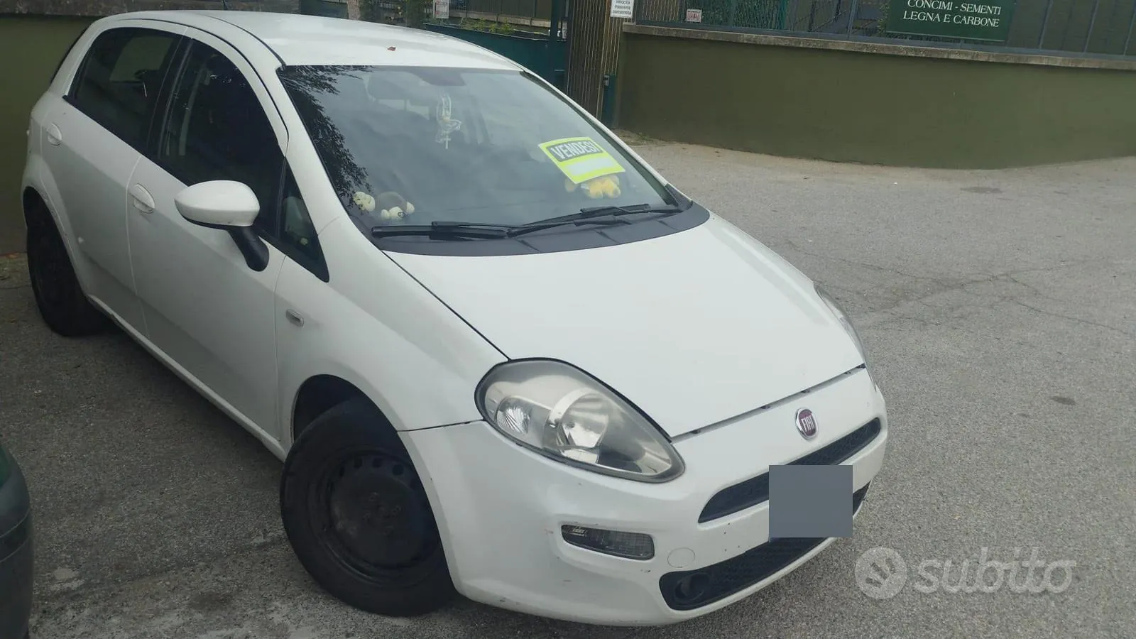 Fiat Punto 2013 photo 2