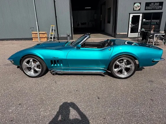 Chevrolet Corvette 1968 photo 2