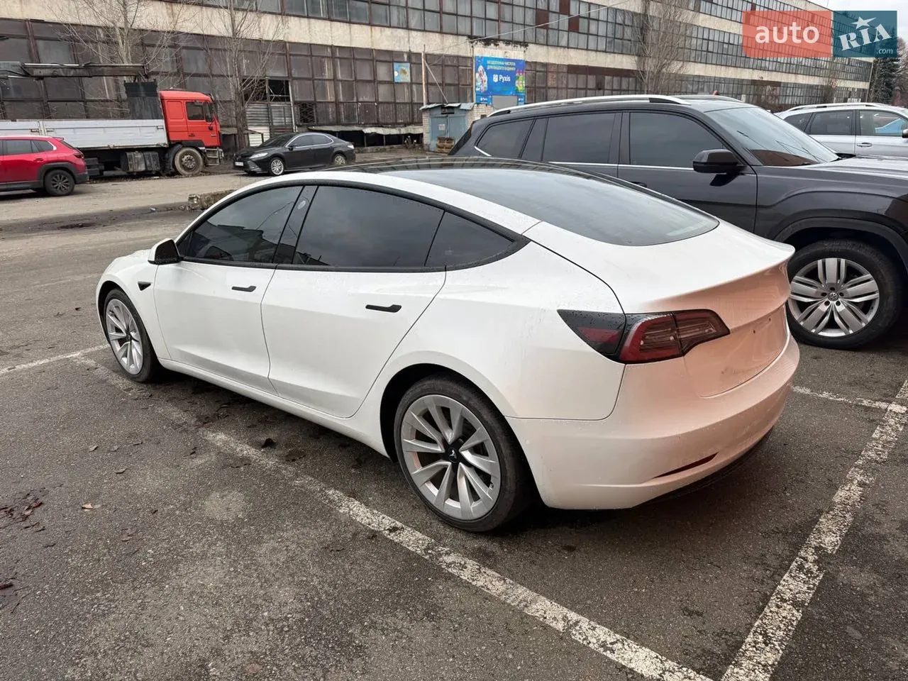 Tesla Model 3 2022 photo 4