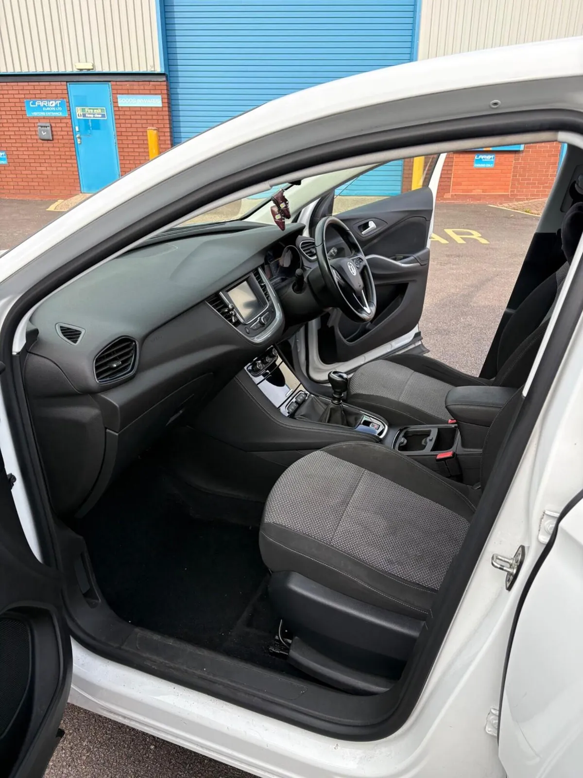 Vauxhall Grandland X 2018 photo 4