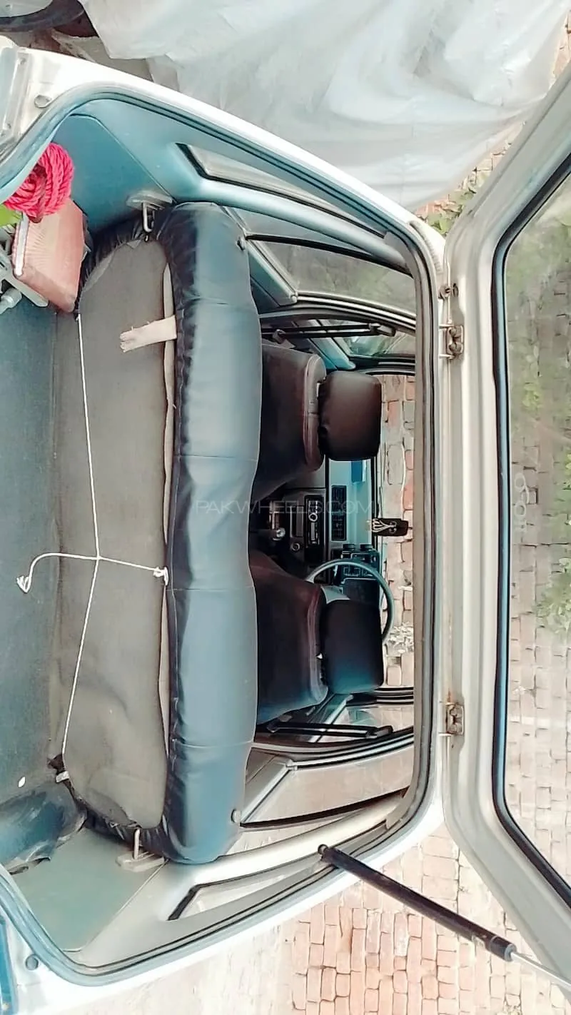Suzuki Mehran